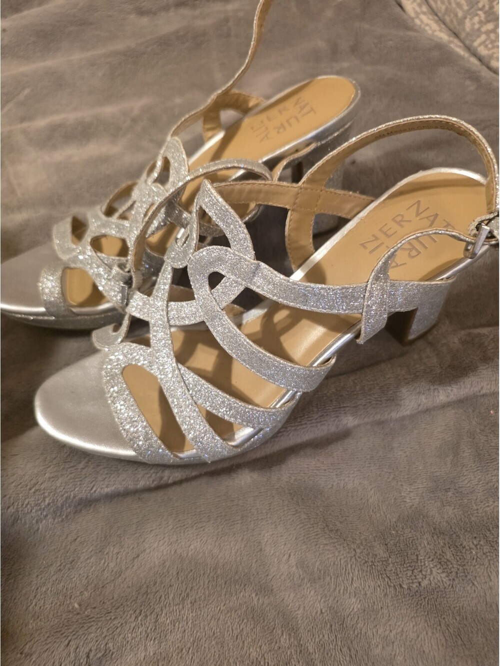 Women’s Naturalizer Cameron Silver Sparkle Strappy Heels Open Toe Size 6